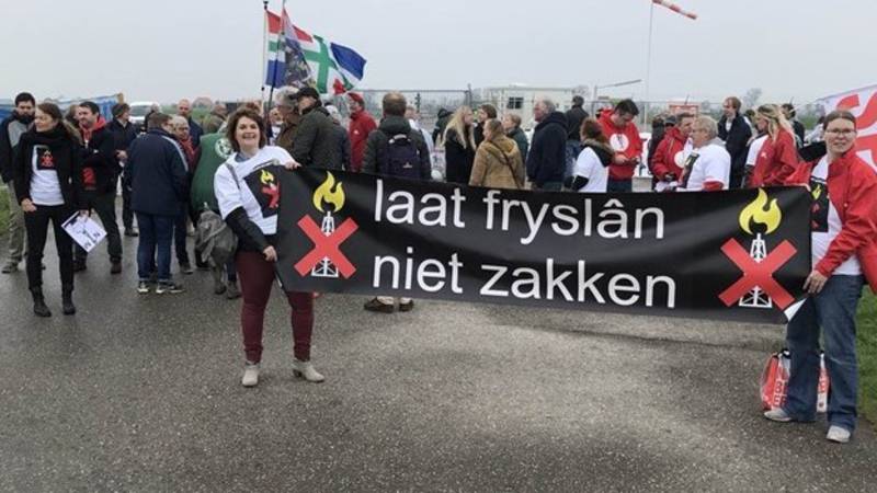 Pieterzijl protest against fracking, photo by RTV Noord | Marco Grimmon