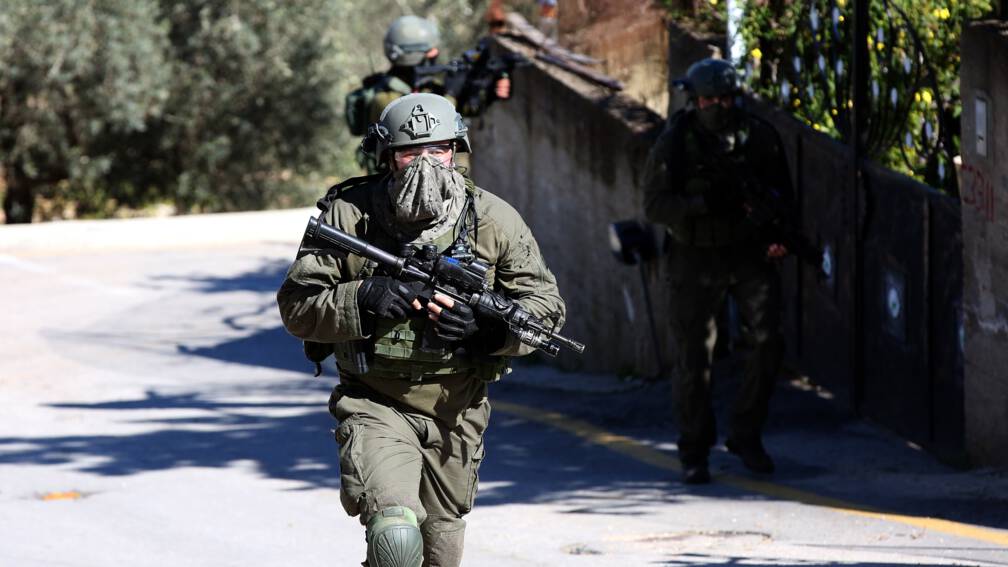 Israël doodt Palestijnse verdachte van aanslag Westelijke Jordaanoever